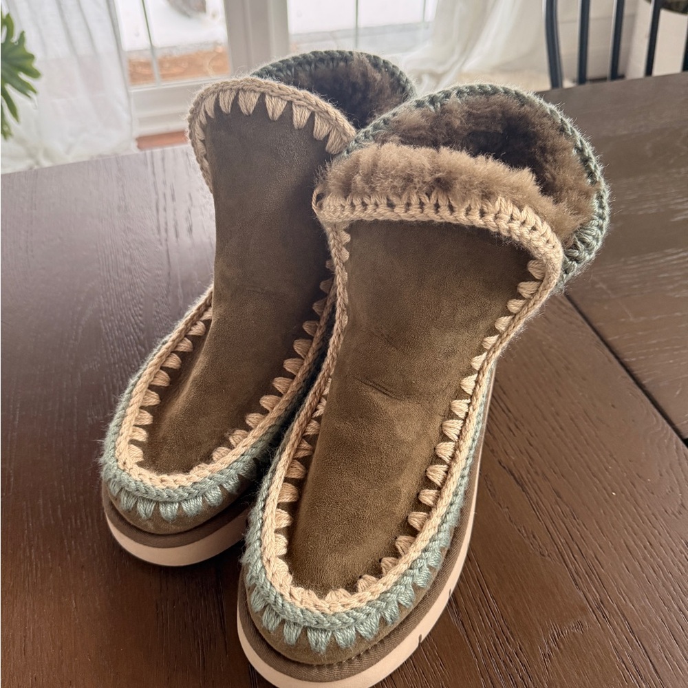 NWOT MOU Bounce Overstitched Boots size EU39